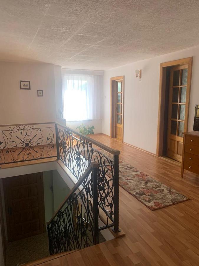 Villa Casa din Vale Lupeni  Esterno foto