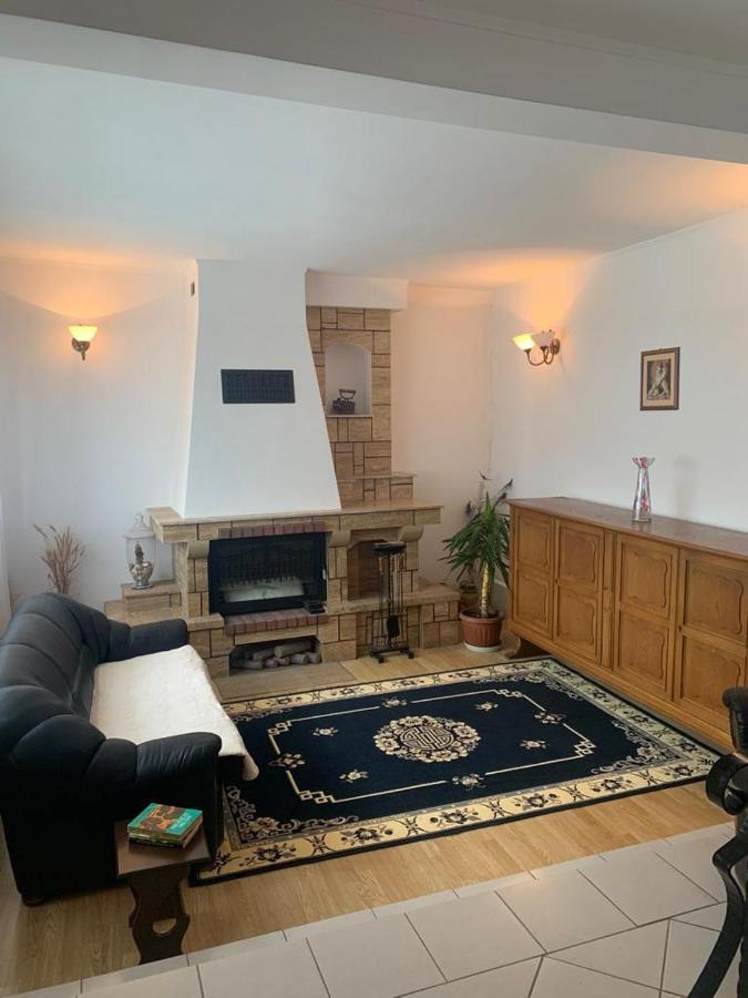 Villa Casa din Vale Lupeni  Esterno foto
